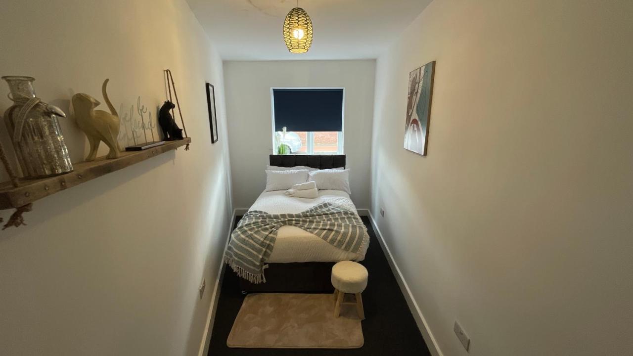Spacious 6 Bed Home Near City & Albion Stadium Perfect For Contractors! Birmingham Extérieur photo