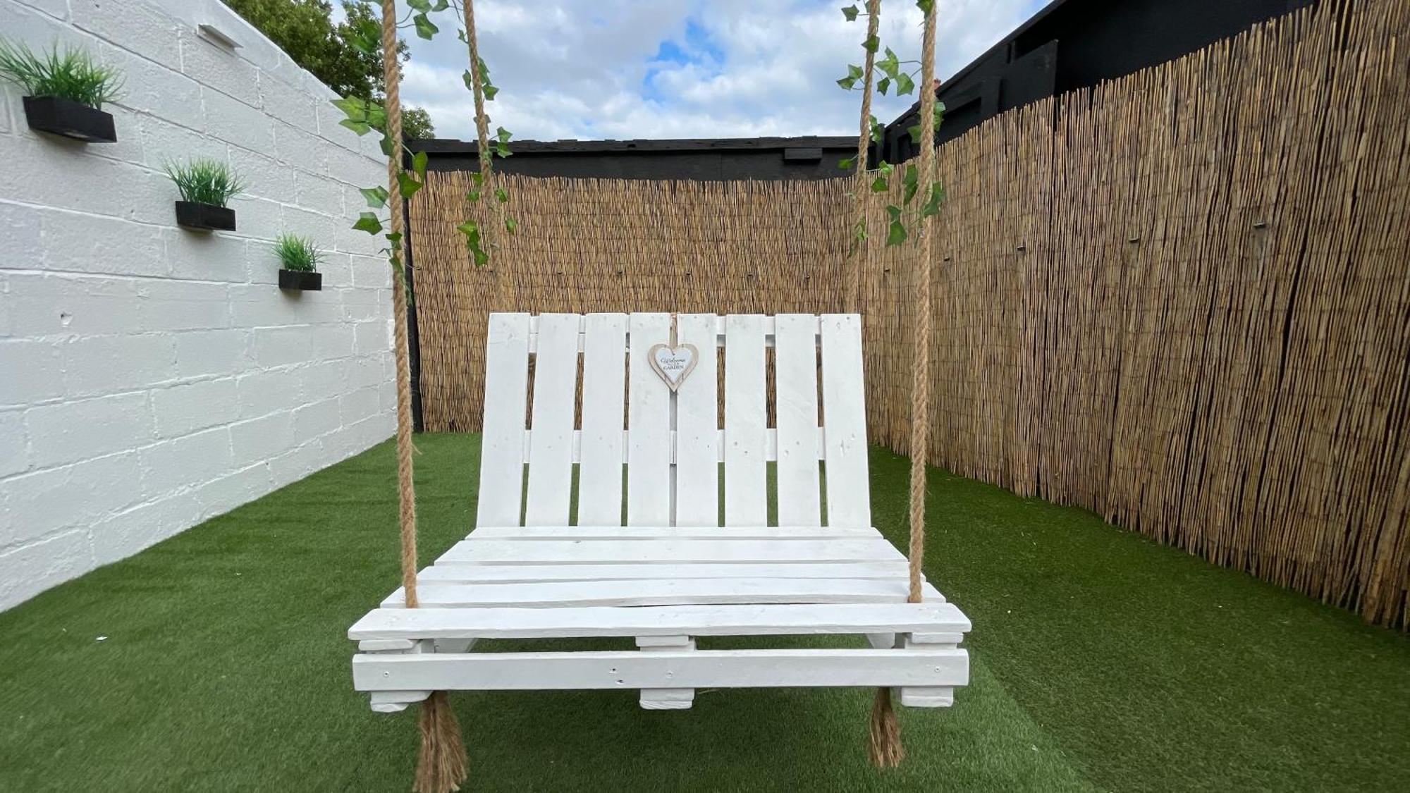 Spacious 6 Bed Home Near City & Albion Stadium Perfect For Contractors! Birmingham Extérieur photo